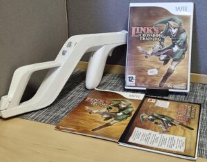 wii Zapper gun & Game, pre loved,